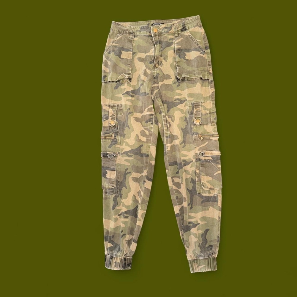 American Bazi Camo Cargo Jogger Pants | Size Large
